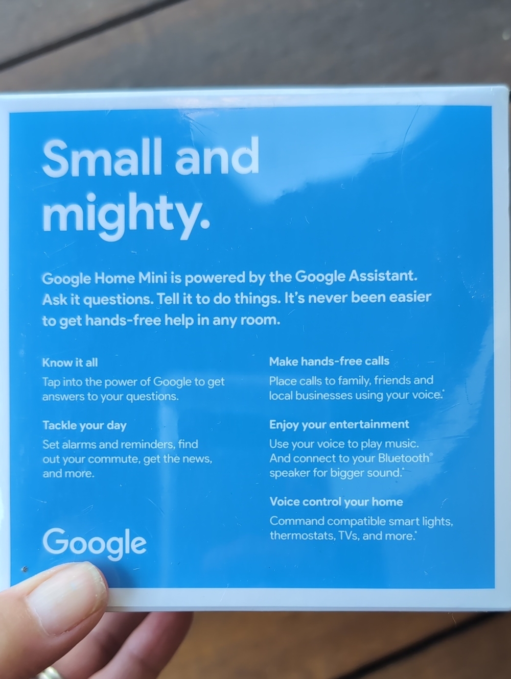 Google Home Mini - Picture 3 of 5